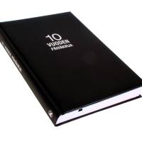 10 vuoden päiväkirja (B5, 376 s. musta, kovakantinen)